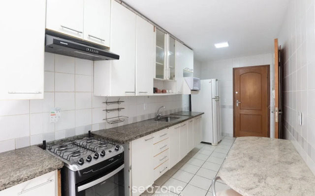 Apartment in a Condominium on the Sand - Efe0803