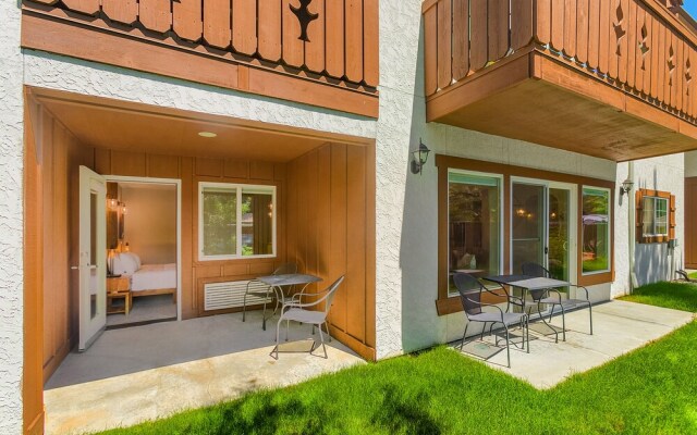 Snowstorm Studio on Icicle Village