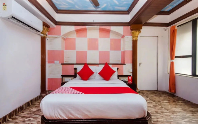 OYO 11879 Ashu Bini Hospitality Pvt Ltd Kalptaru