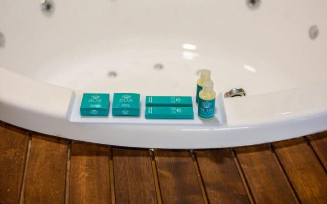 The Life Hotel & Spa