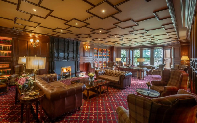 Kilronan Castle