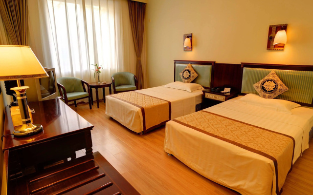 Beijing Sichuan Dragon Garden Hotel