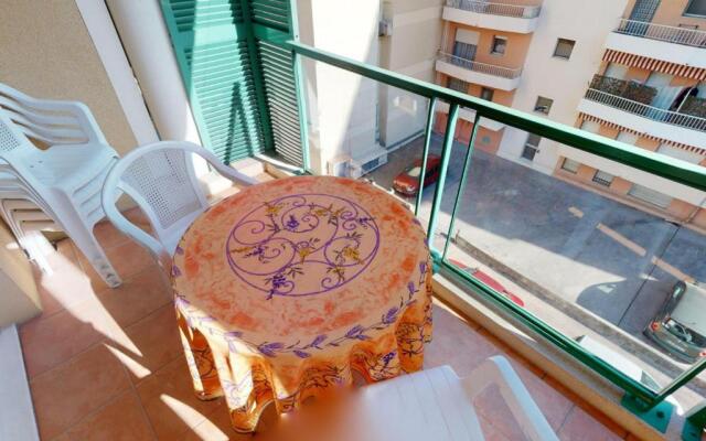 Appartement Menton, 2 pièces, 4 personnes - FR-1-196-211