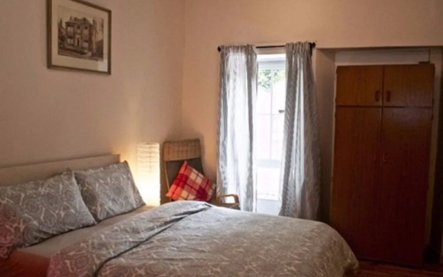 Centre Townhouse