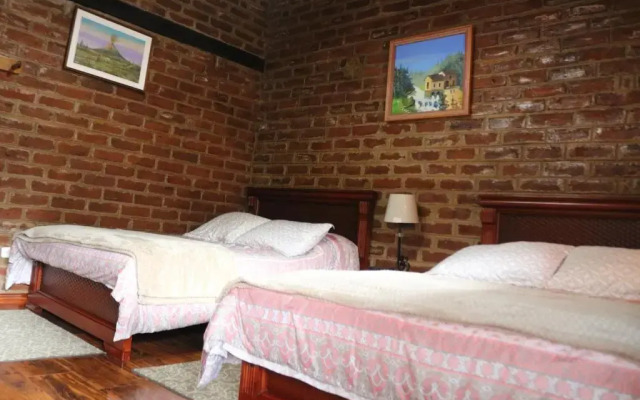 La Rustica Hotel