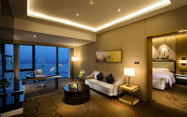 Hilton Wuhan Riverside