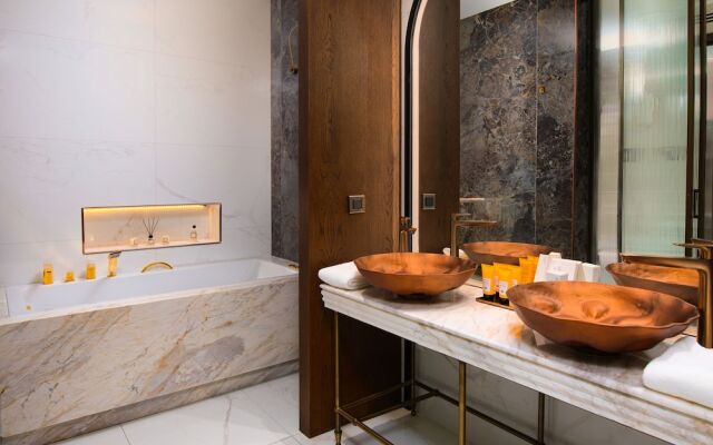 Genesis Hotel