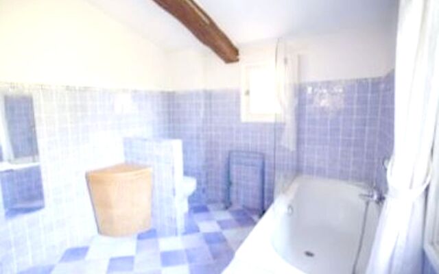 Property With 5 Bedrooms in Mouans-sartoux, With Wonderful Mountain Vi