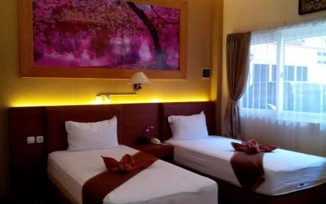 Kencana Pati Hotel