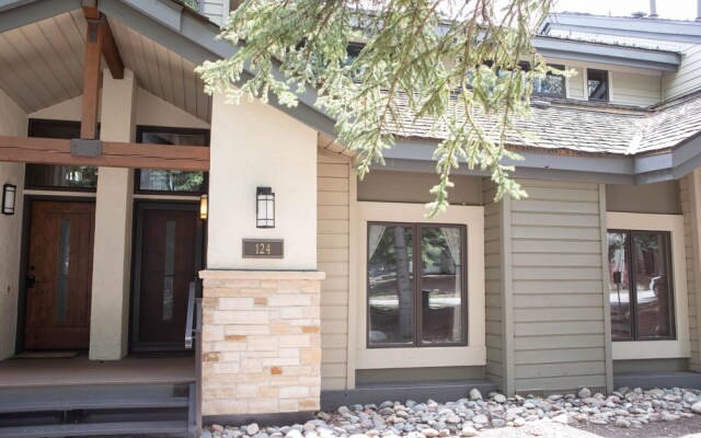 124 Ridgepoint Townhomes by RedAwning