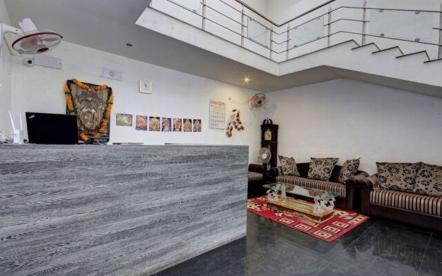 Oyo 46168 Sky Hotels