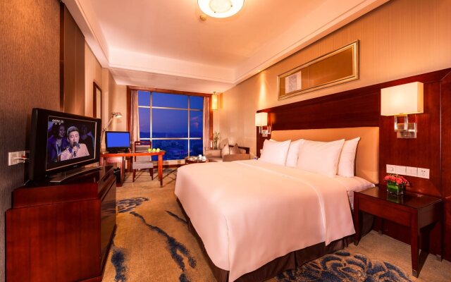 Ramada Plaza Zhijiang Hotel