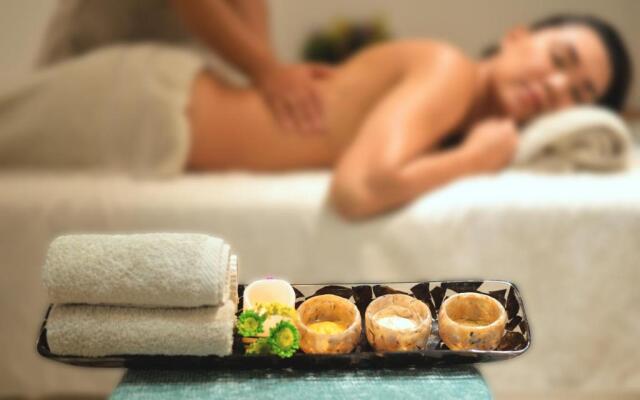 Radisson Cartagena Ocean Pavillion Hotel