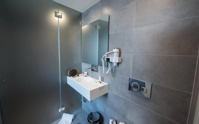 The Central House Porto Ribeira - Hostel