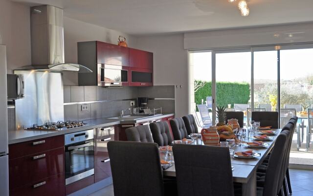 Luxury Villa with Private Pool in Saint-Victor-de-Malcap