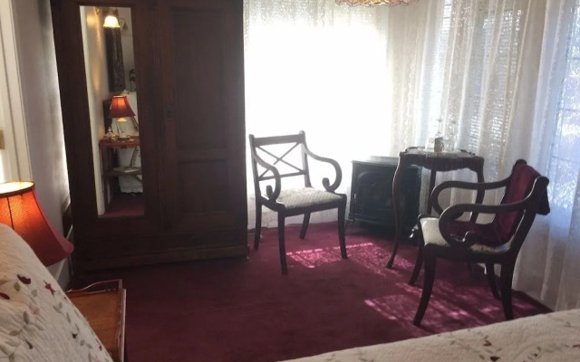 Barretta Gardens Inn