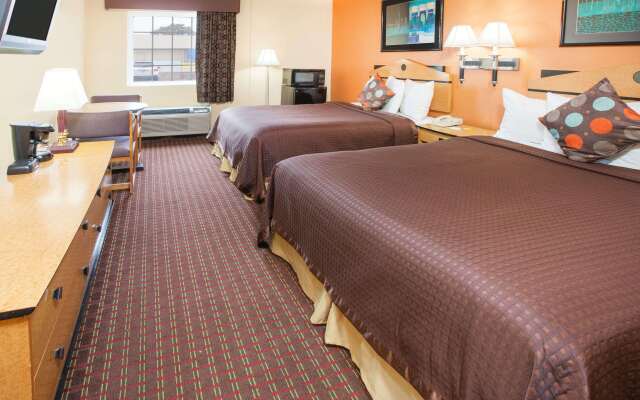 Days Inn by Wyndham Alma