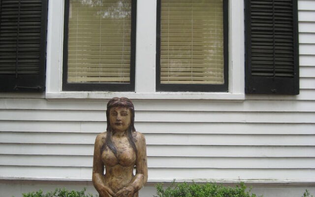 The Mermaids' Porch Bed and Breakfast