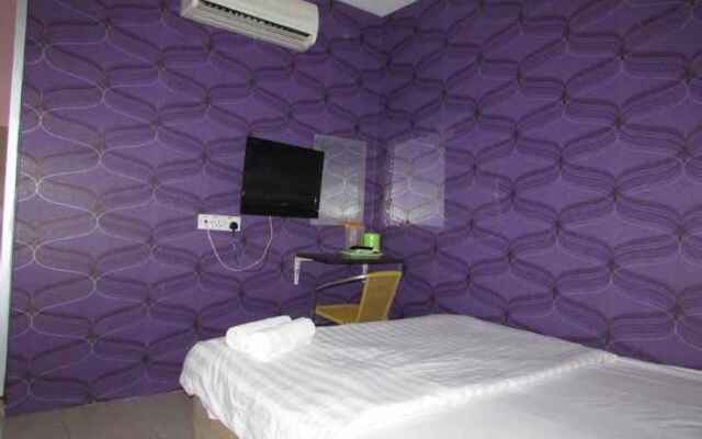 OYO 90460 Hotel Kl2f Rest & Go