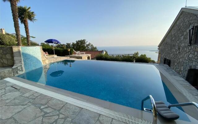 Mountains Villa near Budva
