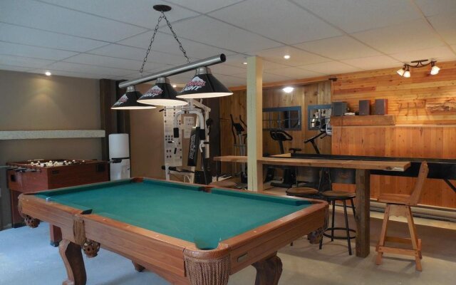 Chalets & appartements Au Chant De La Rivière