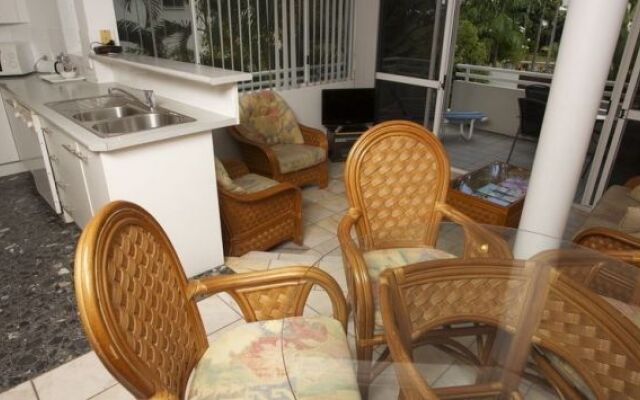 Sunseeker Apartments