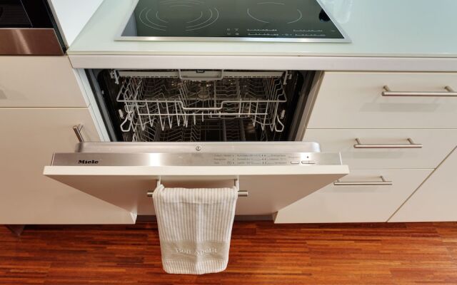 EMPIRENT River Apartments