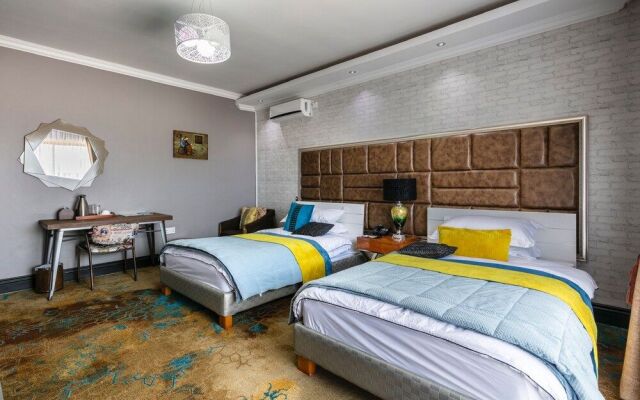 Madamz Bed & Breakfast