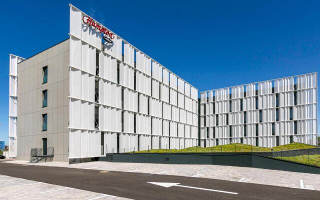 Отель Hampton by Hilton Alcobendas Madrid