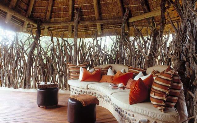 Sanctuary Makanyane Safari Lodge