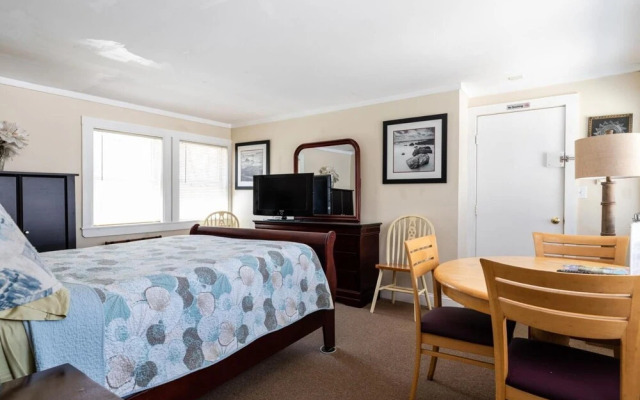 Santuit Inn