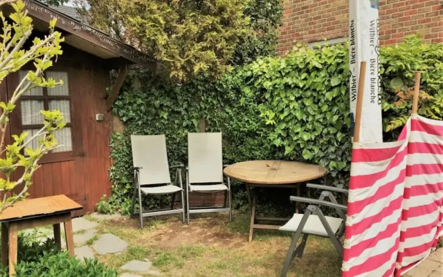 Apartment Near Zeedijk Beach Promenade