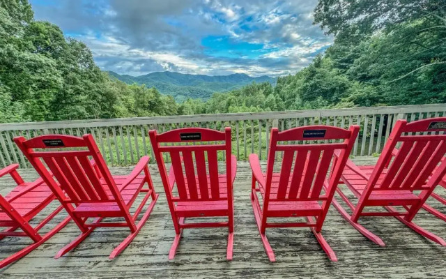 Hemlock Lodge