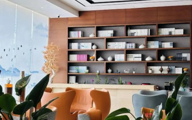 Homeinn Plus(Zhengzhou International Exhibition Center)
