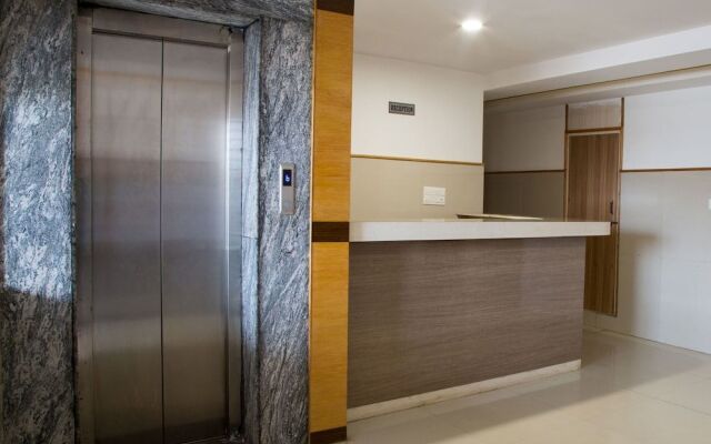 OYO 9248 Hotel Shrinidhi