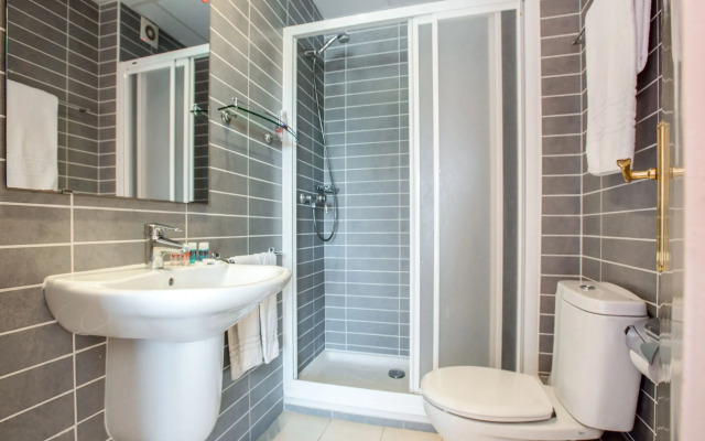 Casa Feliu Hostal By Oyo