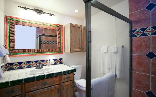 Desert Retreat Casita 2 BR by Casago