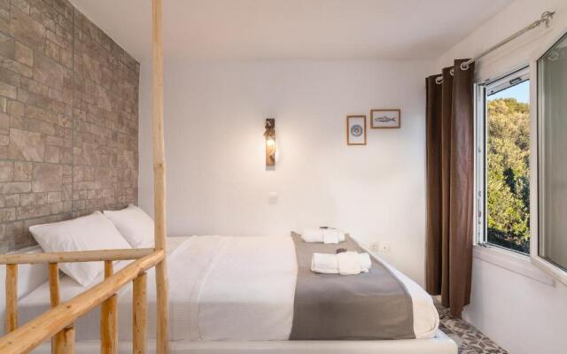 SeaView Apartment & Studio