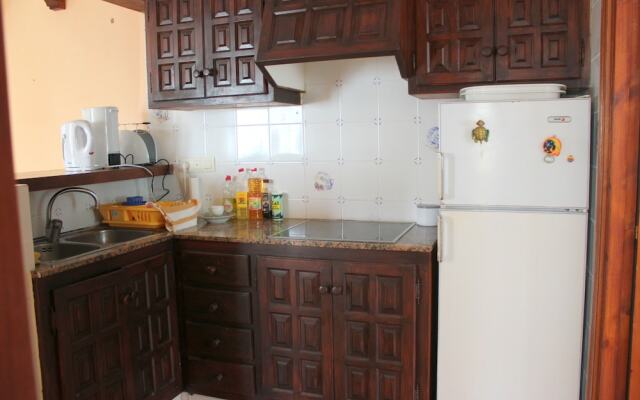 152 Tropicana Park