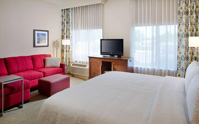 Hampton Inn & Suites Palmdale
