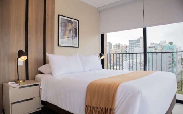 w Amazing 3BR w Balcony in Miraflores
