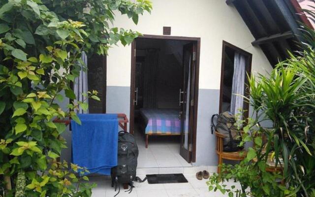 Sister Bungalow 2