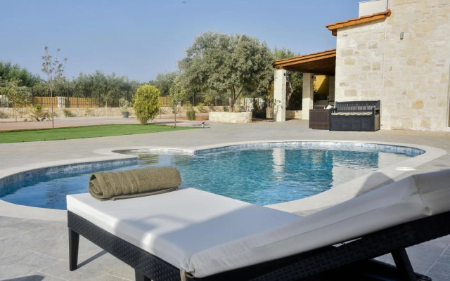 Beach Front Villa Katrin