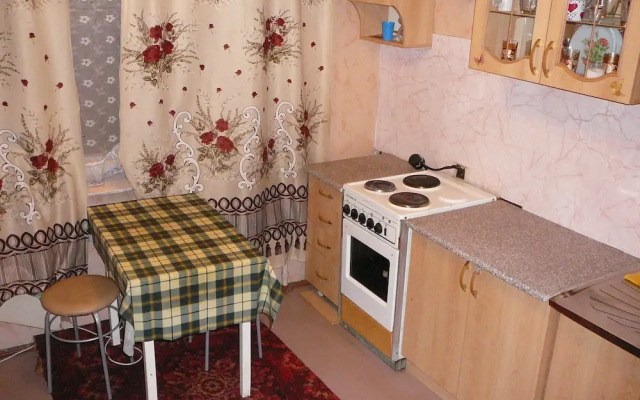 Apartment on Melnichnaya 24