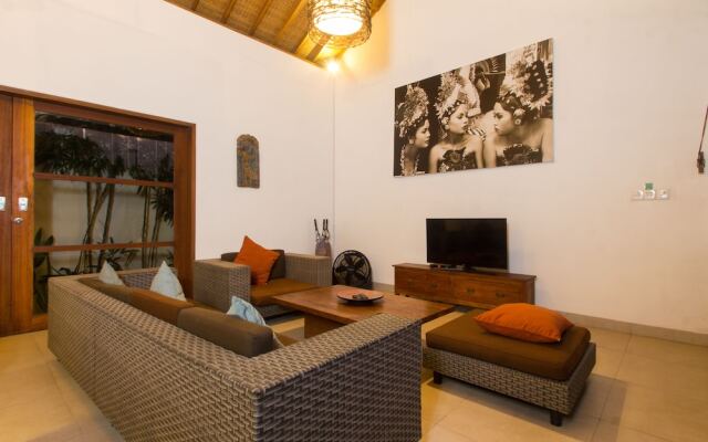 Echo Beach Villa & Apartment