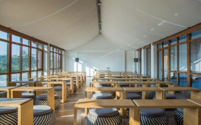 Seclusive Life Hot Spring Resort