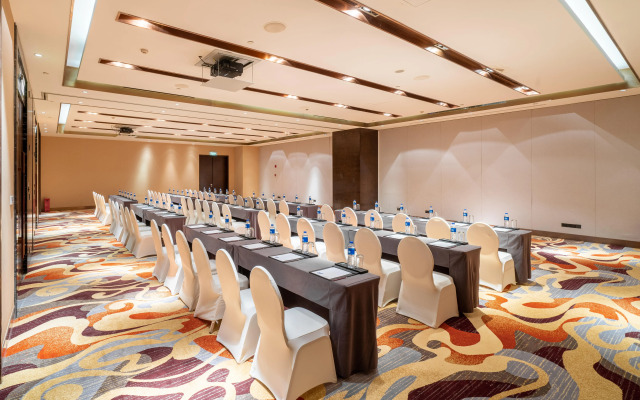Crowne Plaza Wuxi Taihu by IHG