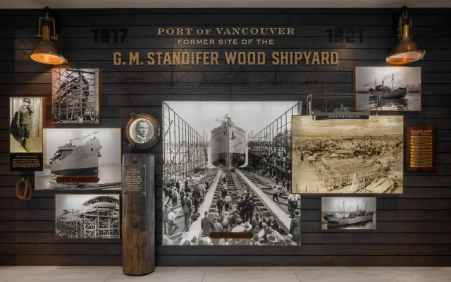 AC Hotel Vancouver Waterfront