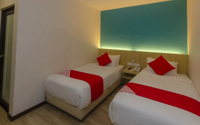 OYO 574 RS Boutique Hotel