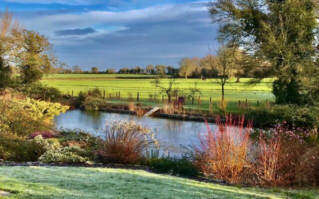 Lakeside Town Farm